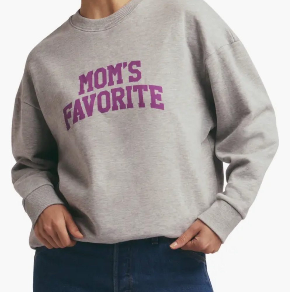 Favorite Daughter Gray crewneck Sweatshirt w/ Purple 'Mom's Favorite size medium